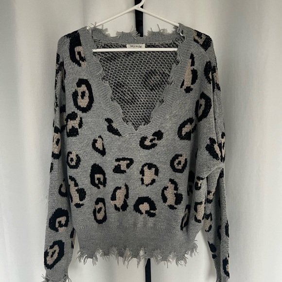 Leopard Cropped sweater - Picture 1 of 3